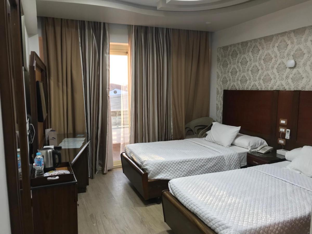 Dolphin Ras El-Bar Hotel ภายนอก รูปภาพ